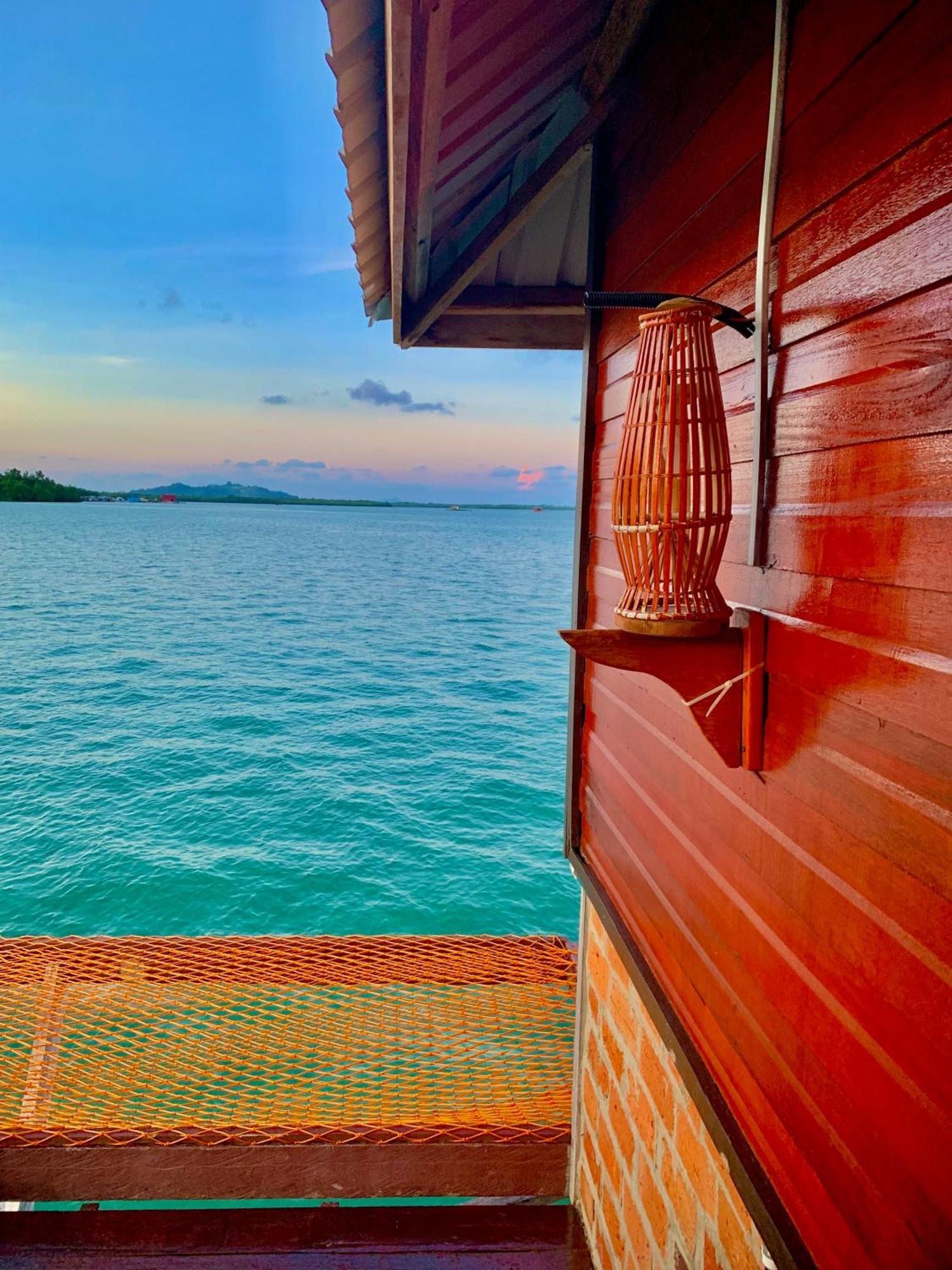 Parapat Water Village Resort Семпорна Екстериор снимка