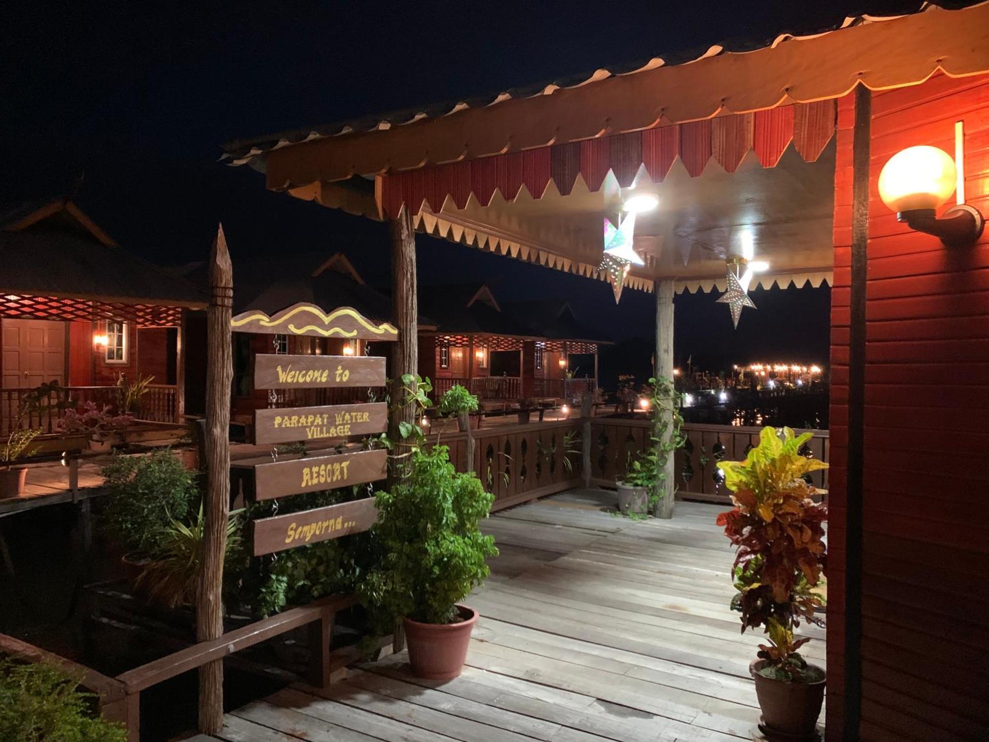 Parapat Water Village Resort Семпорна Екстериор снимка